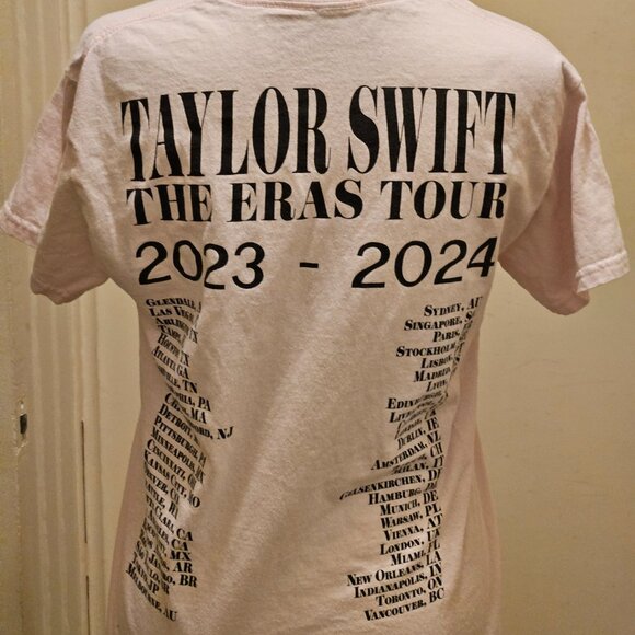 Pink Taylor Swift Eras Concert Tour T Shirt. Women's Small - Picture 2 of 5